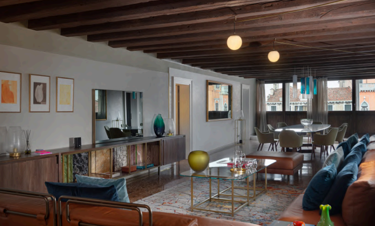 Screenshot 2024-12-04 at 12.08.11