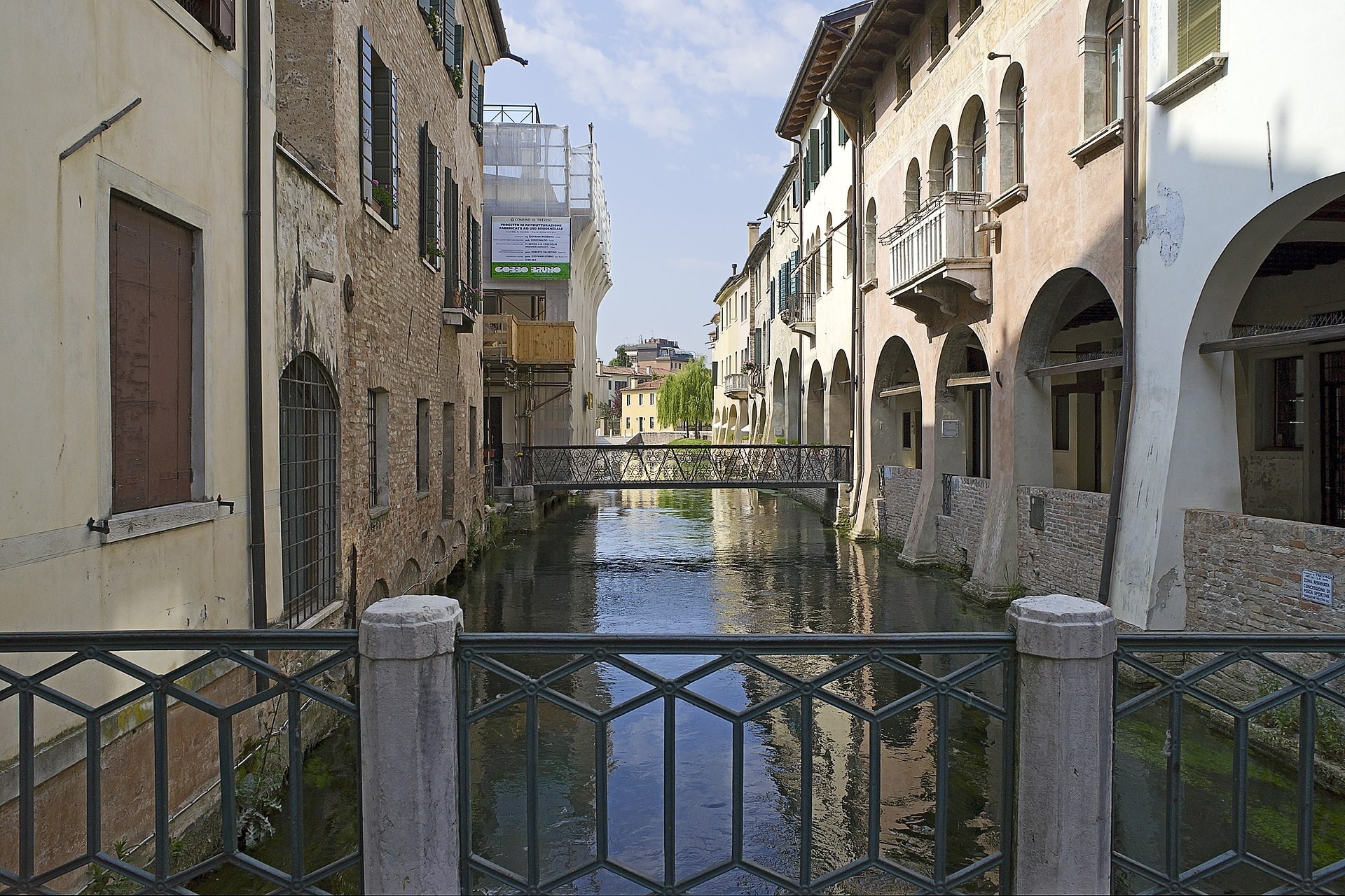 Real photo of Canale dei Buranelli in the historic center of Treviso