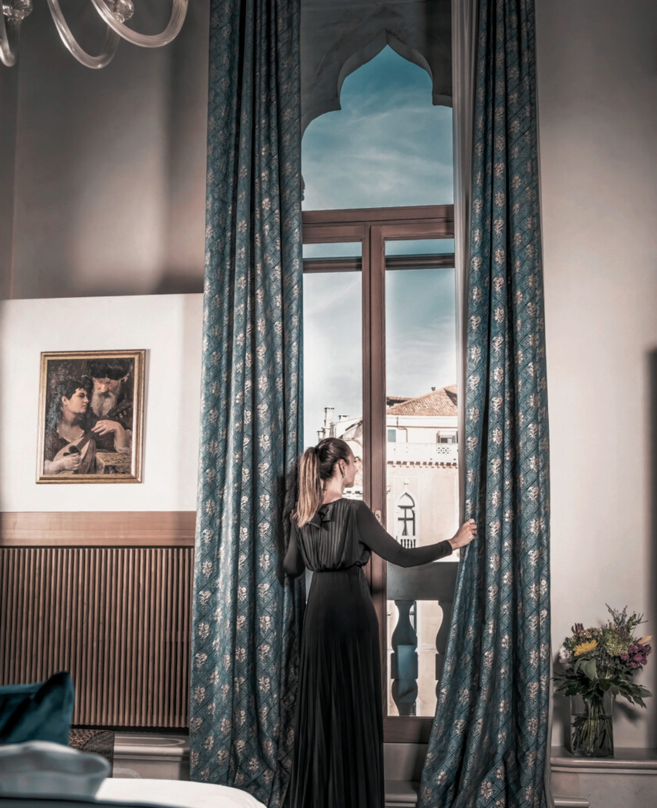 Venetian window and private room at Palazzo Garzoni