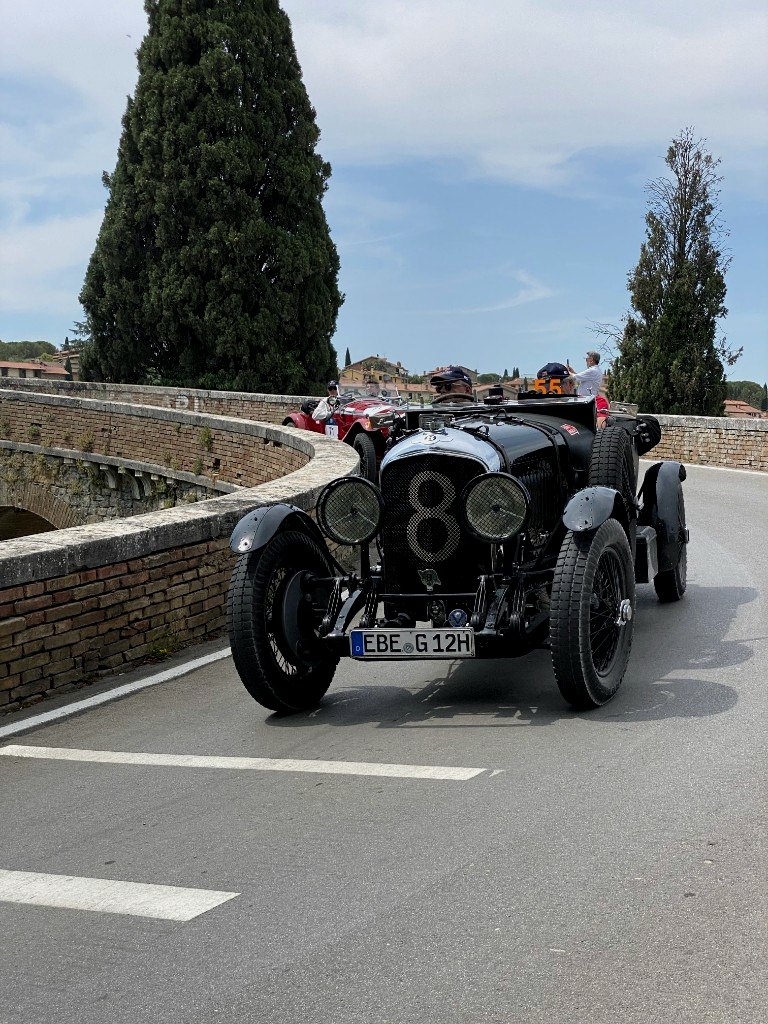 Vintage Alfa Romeo on a Tuscan curve during the Mille Miglia - OHH! Italy Journal