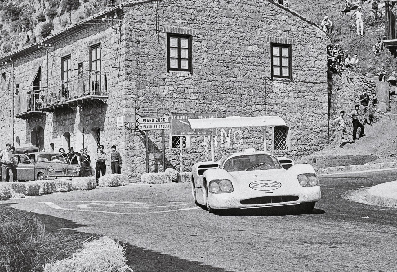 Chaparral 2F through Collesano during the 1967 Targa Florio - OHH! Italy Journal