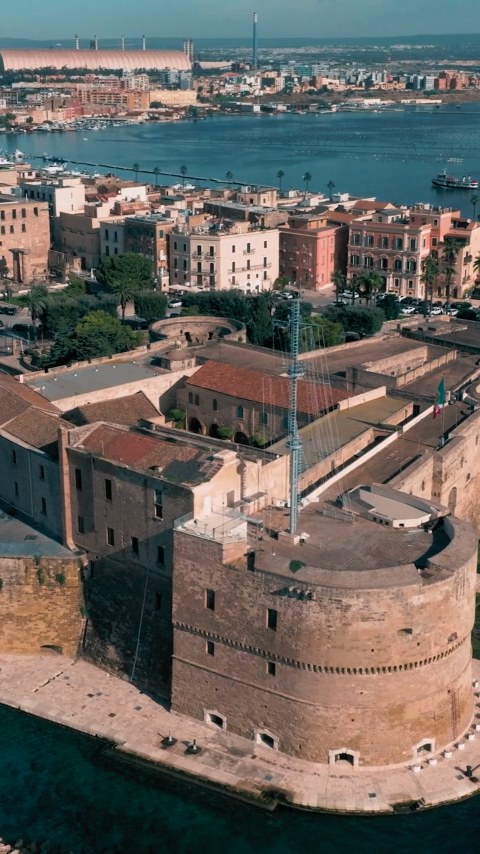 The Castle Of Taranto - OHH! Italy Journal